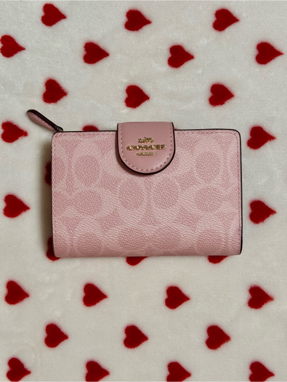 NWT - Coach - Medium Corner Zip Wallet In Signature Canvas - Powder Pink